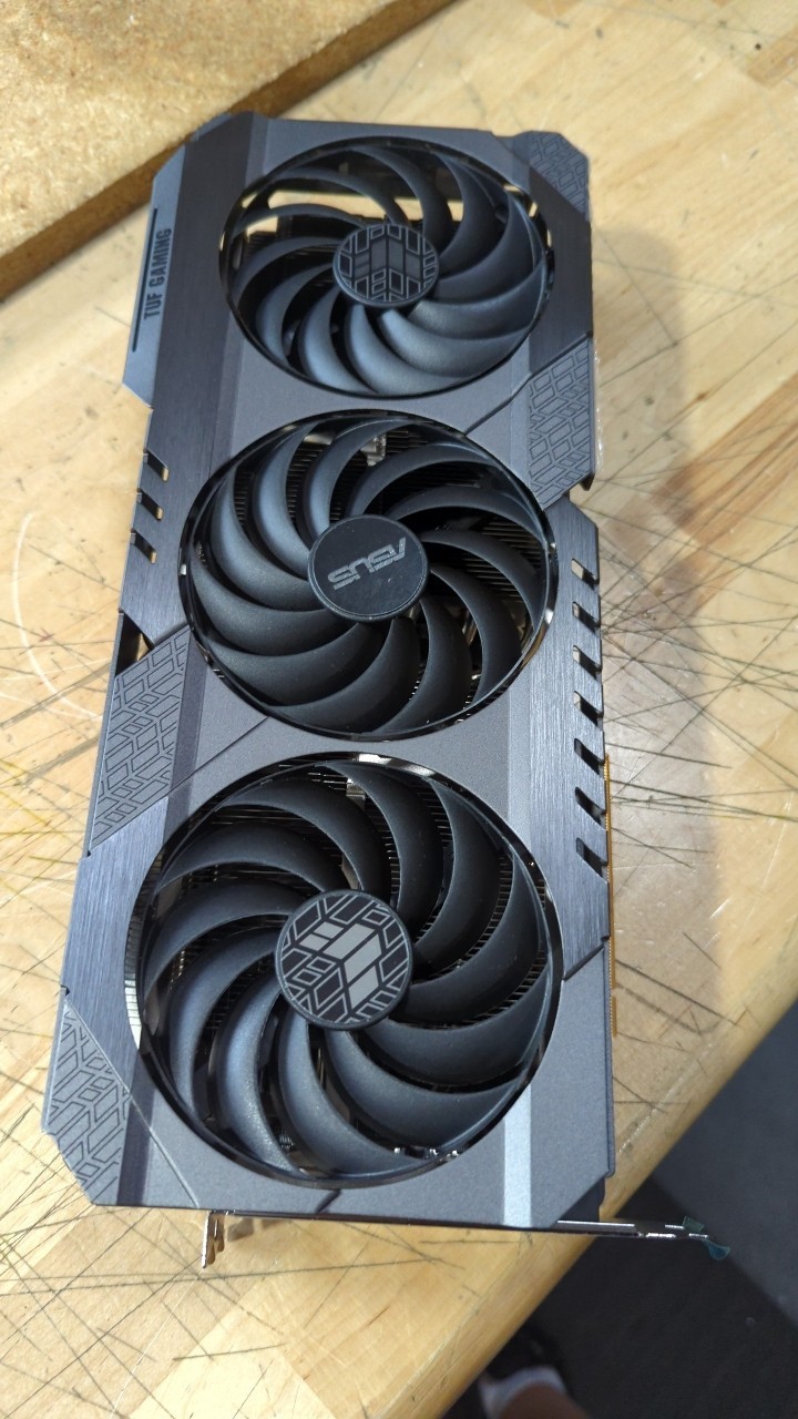 Rtx 4090 24Gb Gddr6X - BH PARÇALAR İÇİN EN İYİ TEKLİF