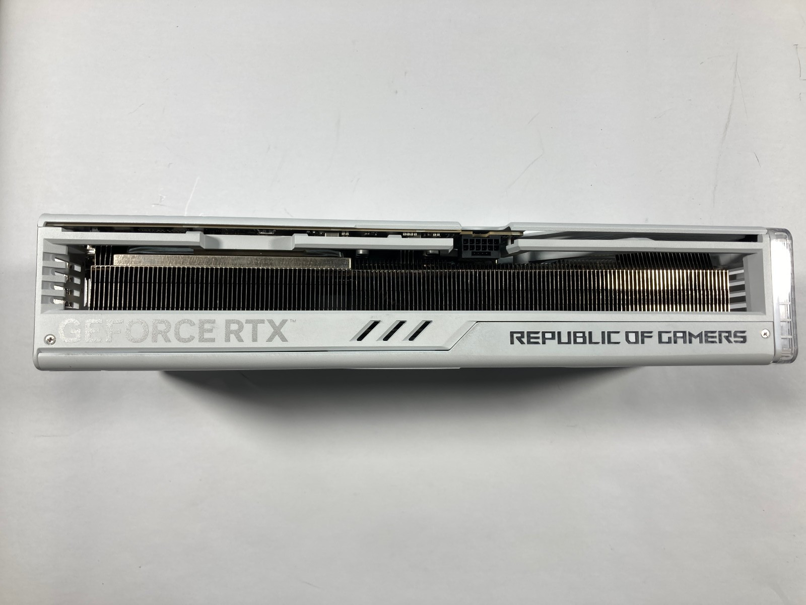 BH 2 1 AL 1 VER ASUS ROG Strix - Rtx 4090 24Gb Gddr6X incelemesi ve fiyatı
